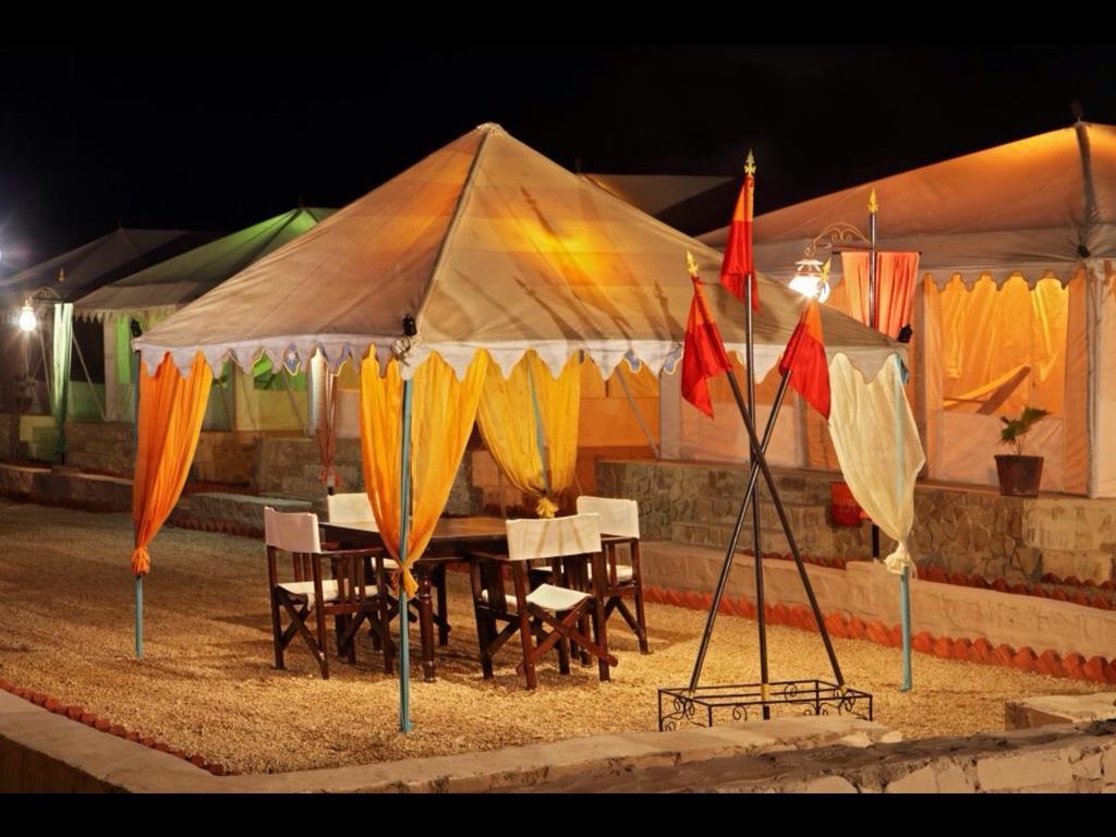 The Mama'S Resort & Camp Jaisalmer Ruang foto
